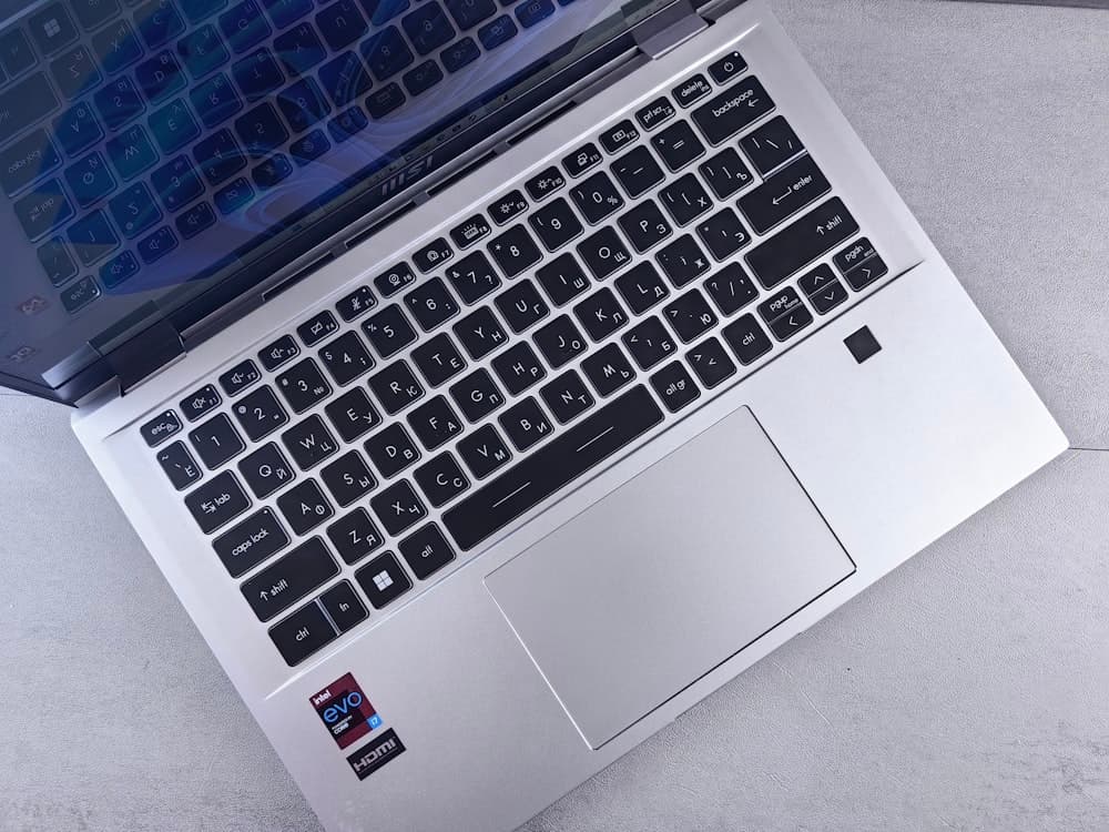 Laptop Pro 14